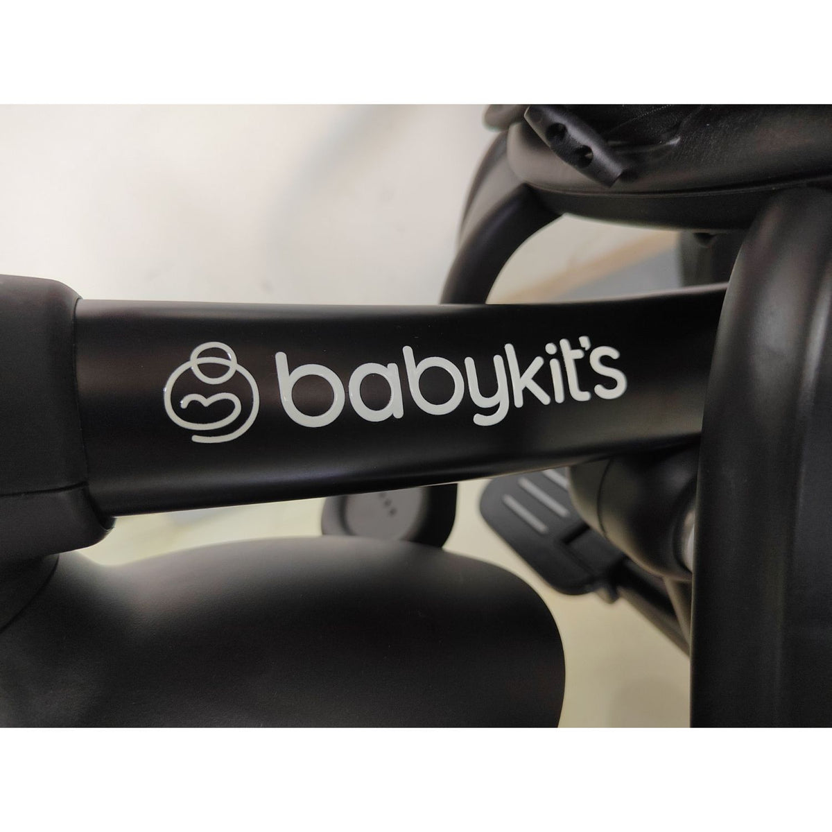 Triciclo Explorer Giro 360 LX 5 en 1, Negro vista 4 - Baby Kit´s
